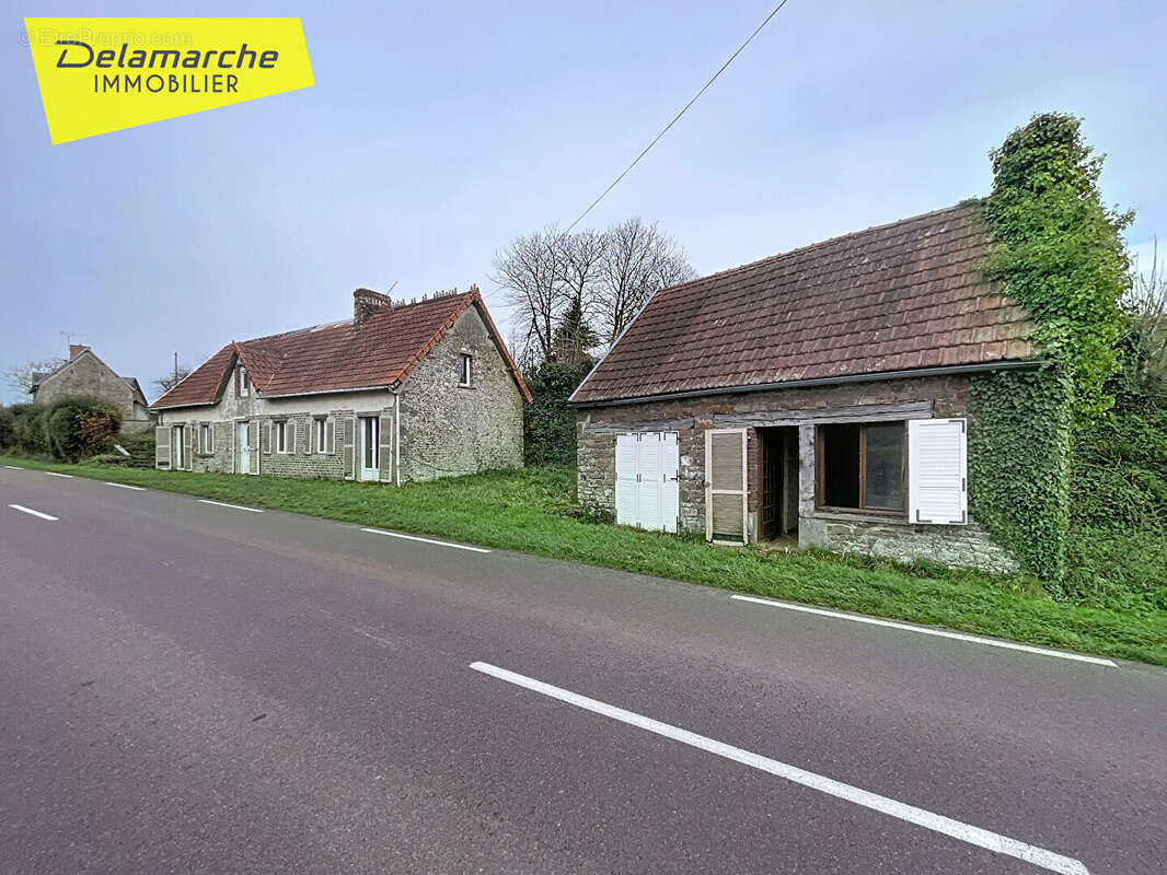 Maison à SAINT-DENIS-LE-VETU