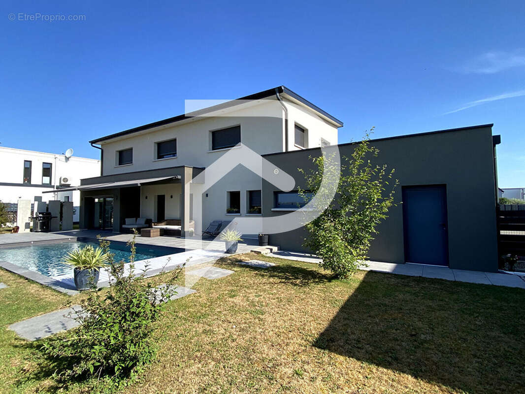 Maison contemporaine Wolfgantzen 6 pièce(s) 183 m2 - photo 12