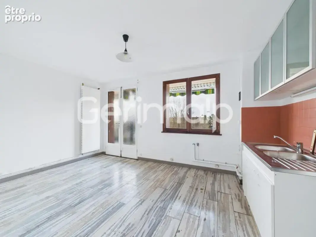 Vente - Appartement - 2 pièces + cuisine - 38,51 m² - 162 000 € - photo 4