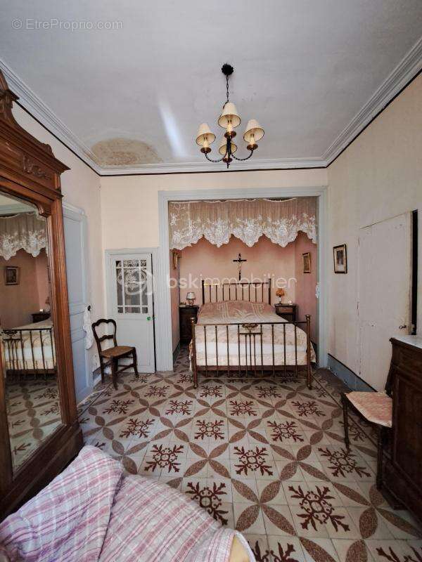 34725 maison de village 13 pièces - photo 7