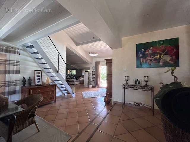 Maison à LAVERNOSE-LACASSE