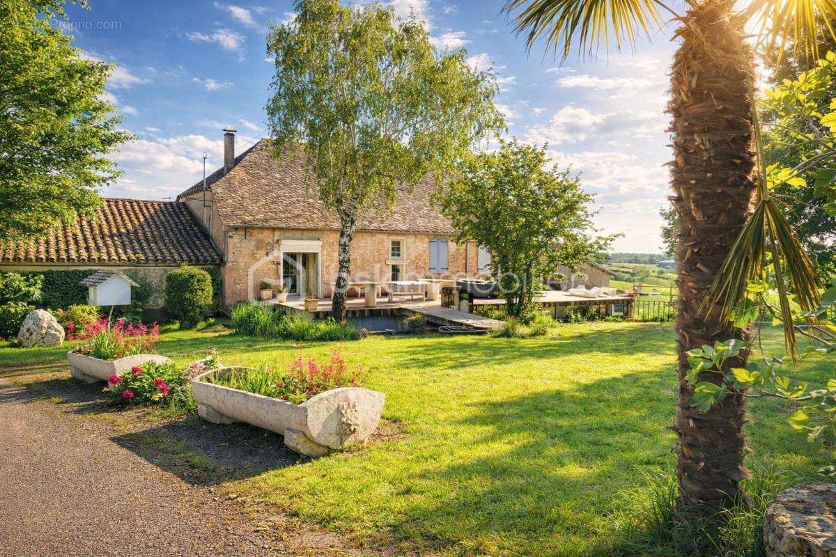 Domaine authentique offrant gîte restauration, et événementiel dans un cadre naturel d'exception - photo 4