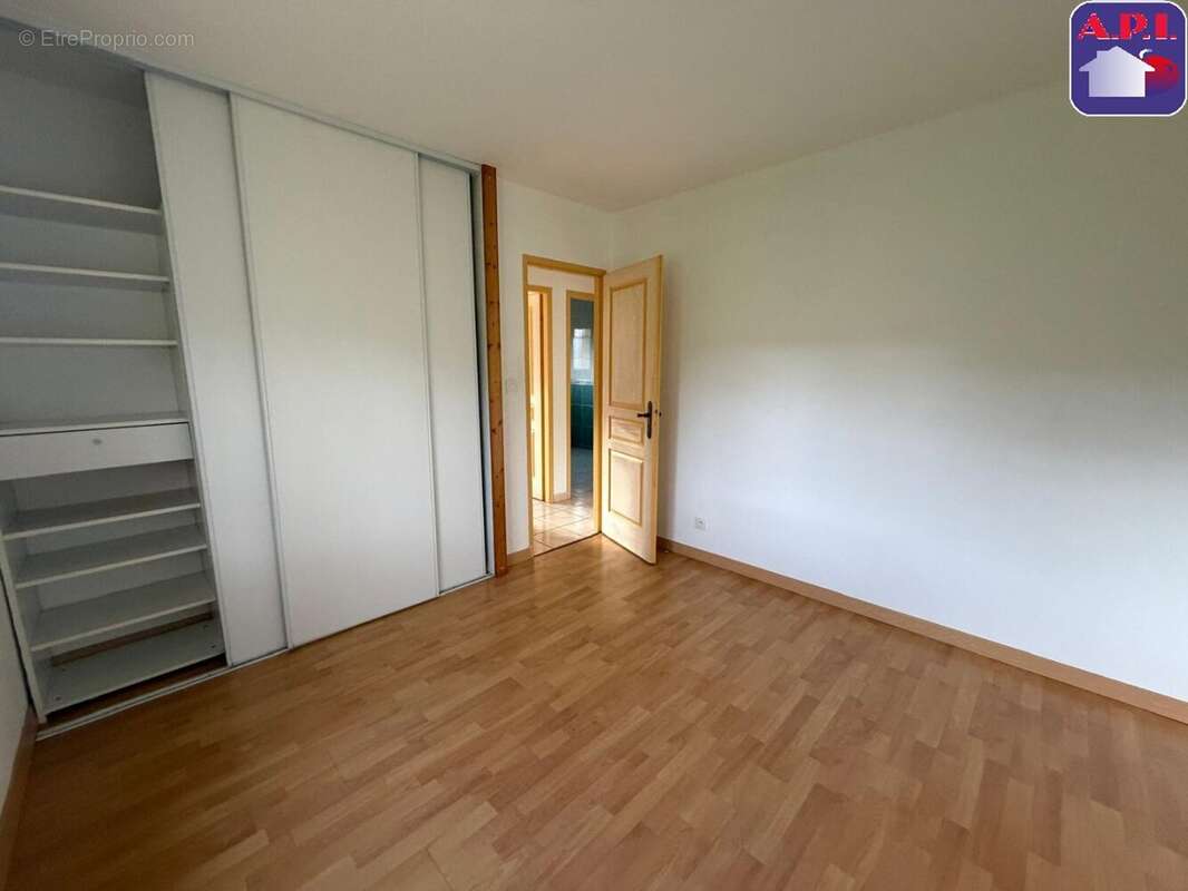 Maison 108 m² à Segura  - photo 8