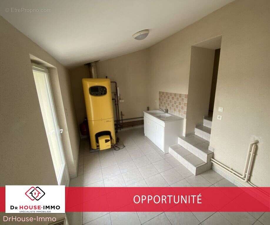 Maison à CHEF-BOUTONNE