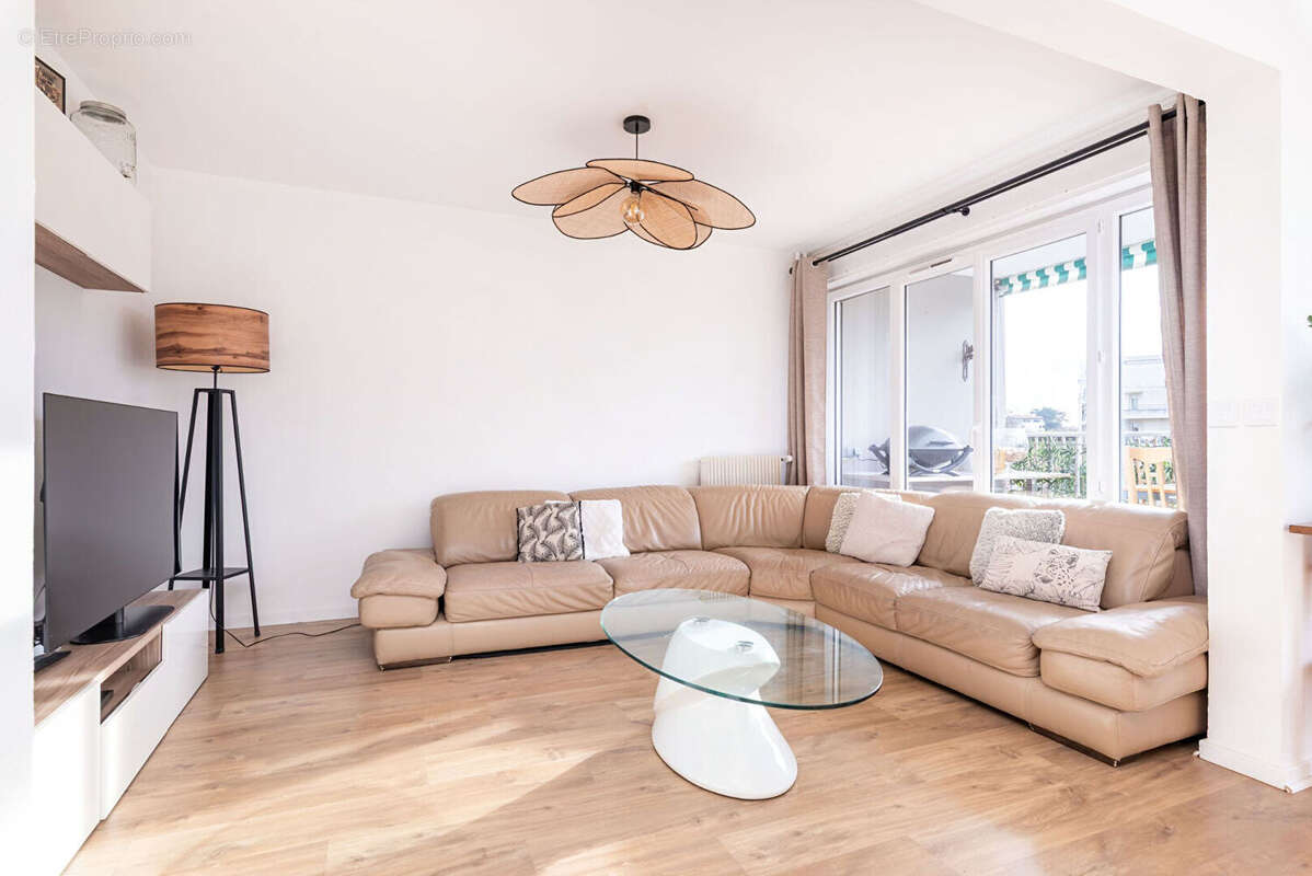 Appartement à SAINTE-FOY-LES-LYON