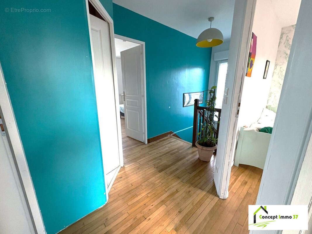 Maison à MONTLOUIS-SUR-LOIRE