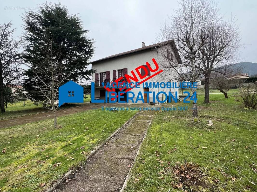 Maison à BAS-EN-BASSET