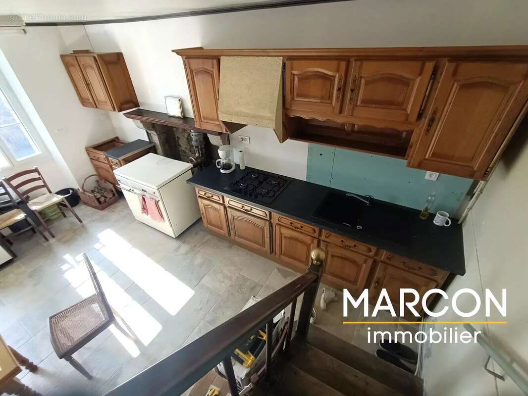 Maison à LE DONZEIL