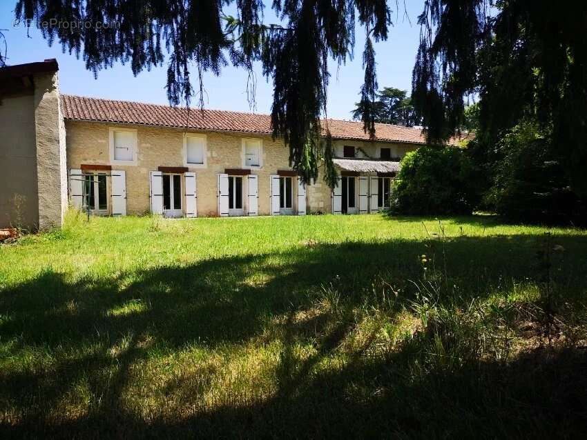 Maison à MARSAC-SUR-L&#039;ISLE