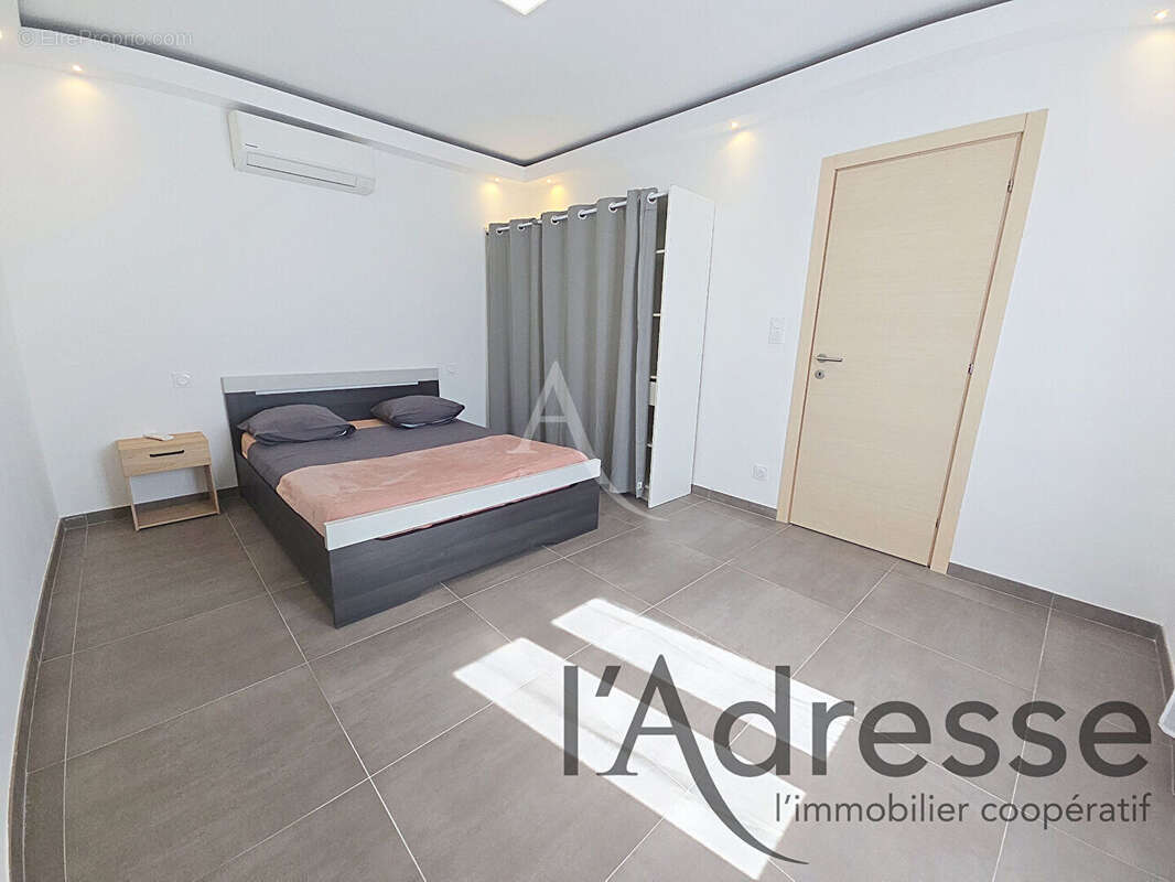 Appartement à MANDELIEU-LA-NAPOULE