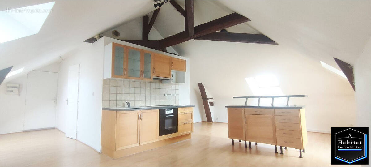 Appartement à NANTEUIL-LE-HAUDOUIN