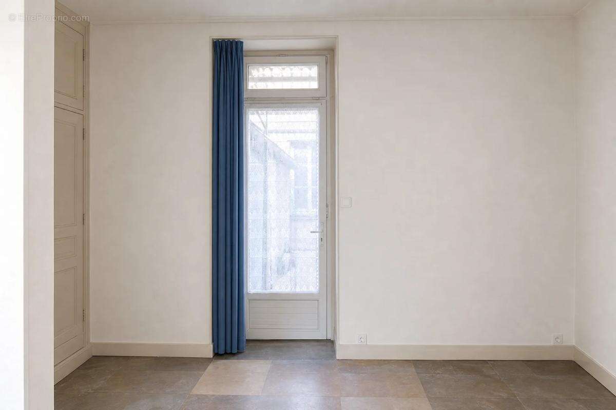 Immeuble de 10 pièces à Aubusson - photo 8