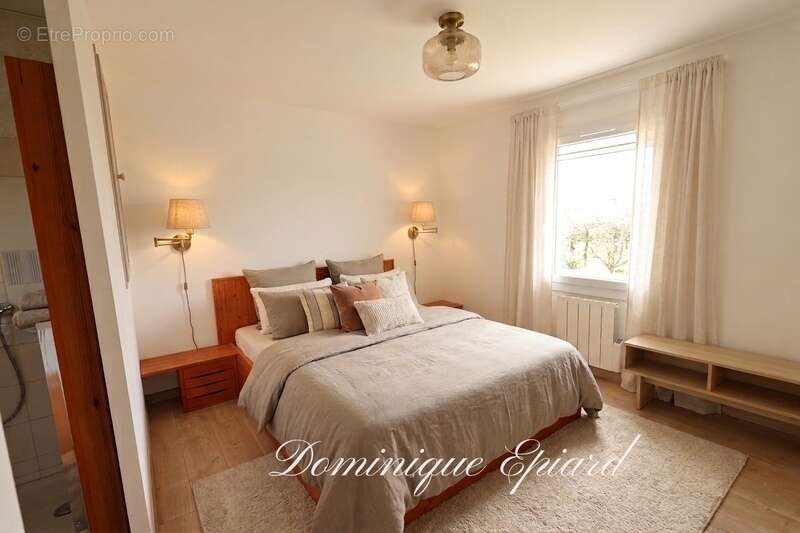 Maison à NOUAILLE-MAUPERTUIS