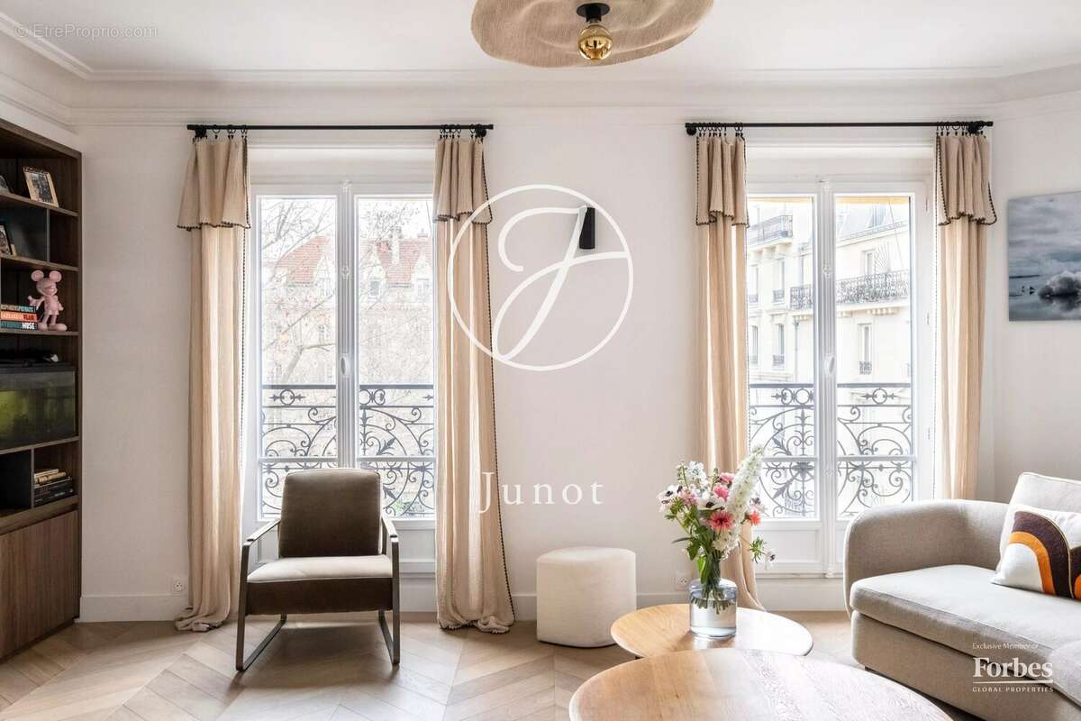 Appartement à PARIS-5E