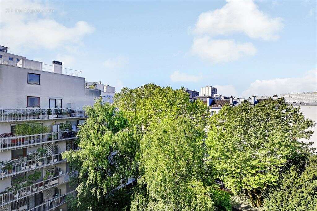 Appartement à PARIS-19E