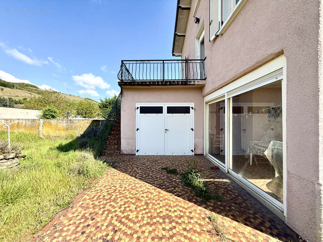 Maison à LIMONY