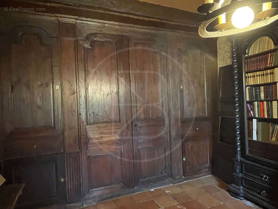 Maison à BONNEVILLE-ET-SAINT-AVIT-DE-FUMADIERES