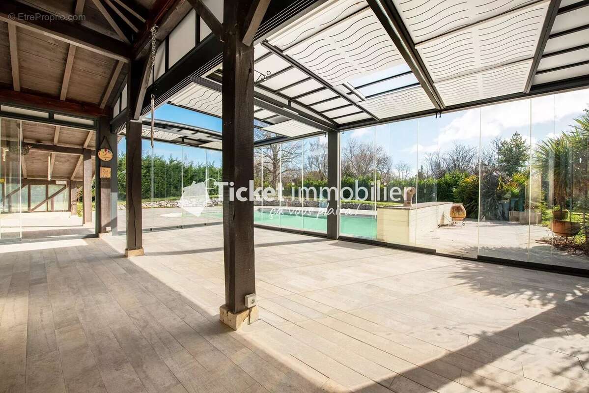 Maison à LE BURGAUD