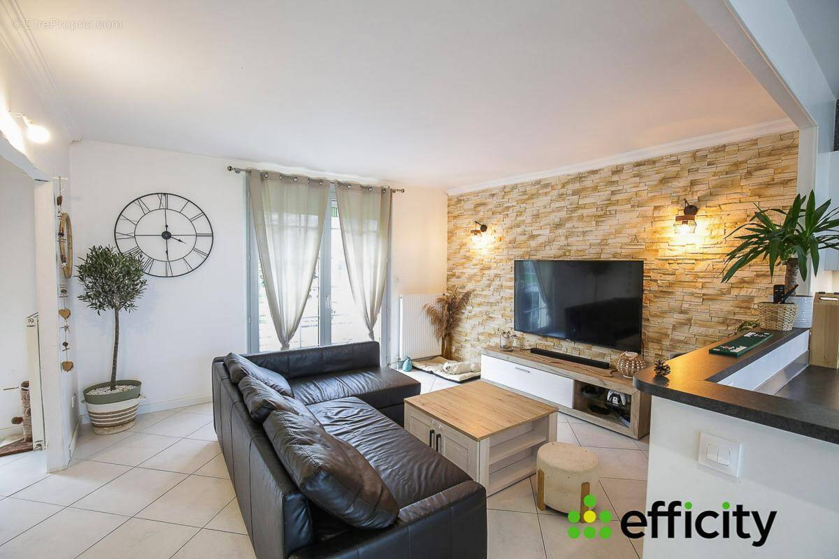 Maison à MANTES-LA-VILLE