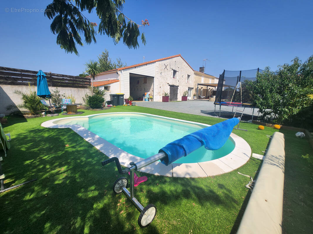 Maison à THIRE