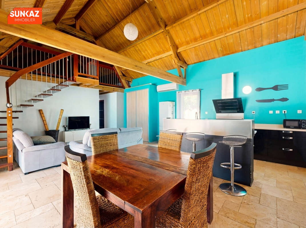 Maison à SAINT-PIERRE