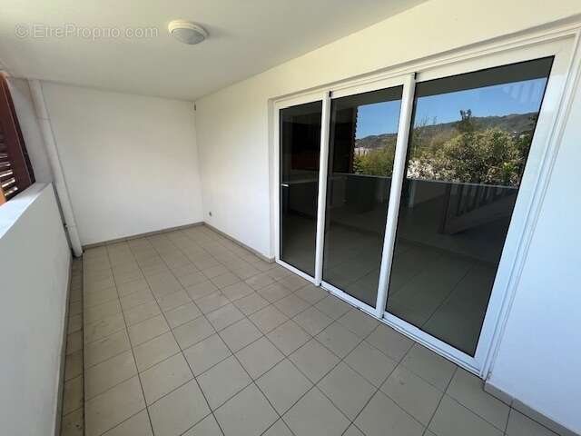 Appartement à SAINT-DENIS
