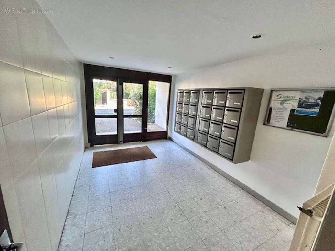 Appartement à LE BLANC-MESNIL