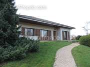 Maison à DOMPIERRE-SUR-VEYLE