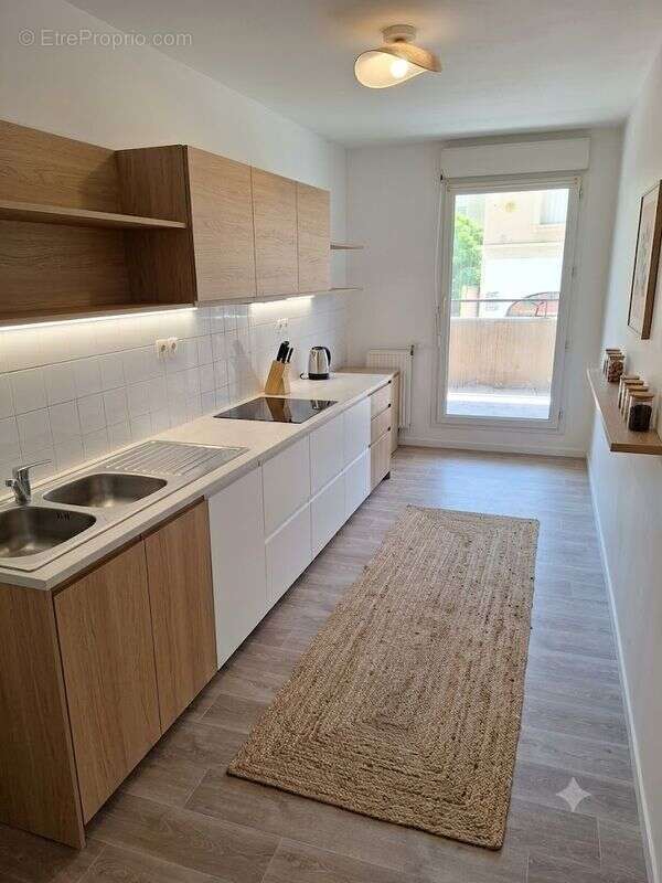 Appartement à CHARBONNIERES-LES-BAINS