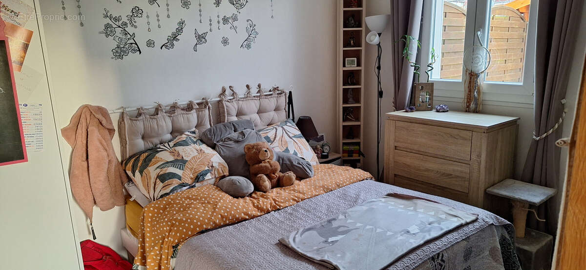 Appartement à SARTROUVILLE