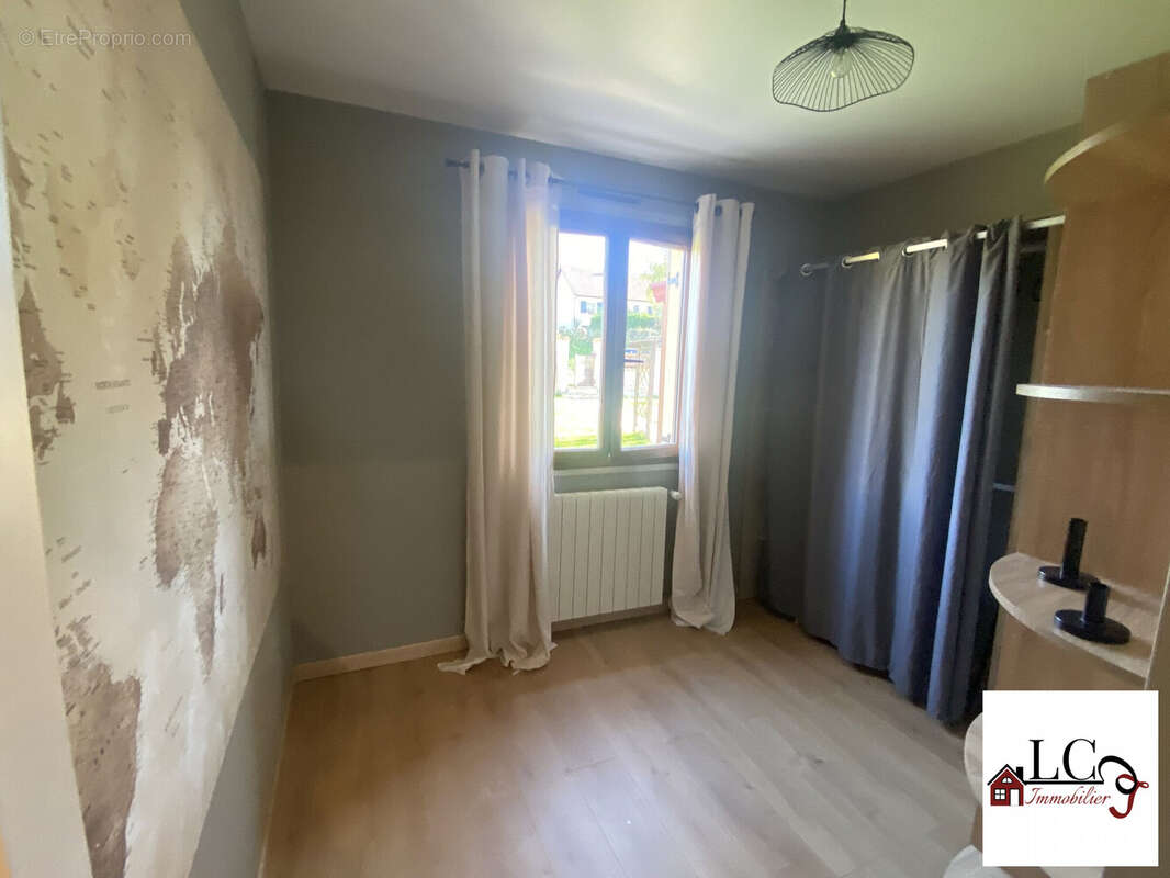 Maison à JOUET-SUR-L&#039;AUBOIS