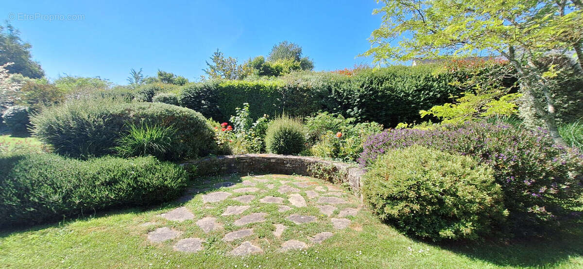 Fouesnant, jolie maison d'architecte de 170 m², sur un jardin paysagé de 3000 m², mer à pied ! - photo 15