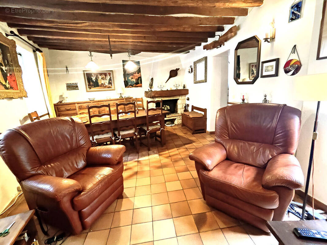 Maison à CARRIERES-SUR-SEINE