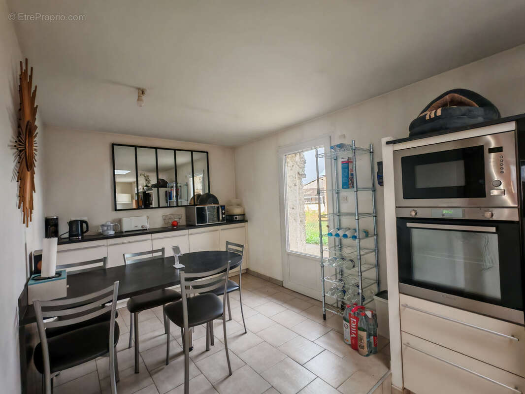 Maison à LE LOUROUX-BECONNAIS