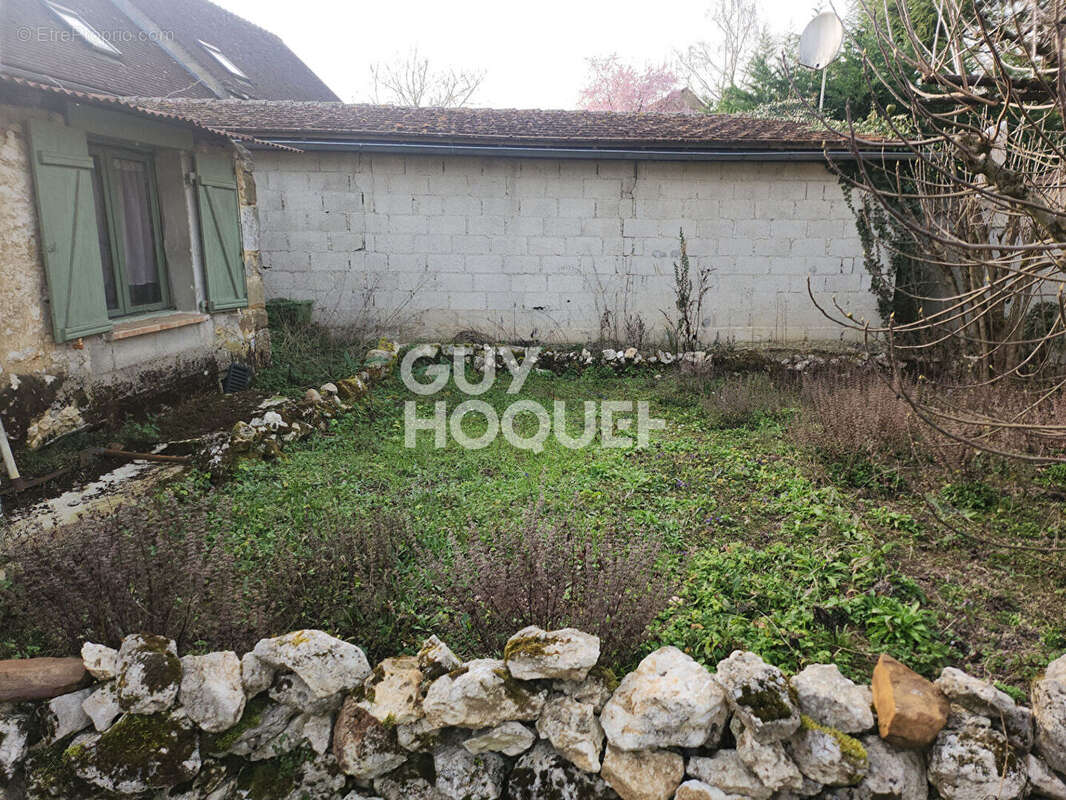 Maison à LONGUEVILLE