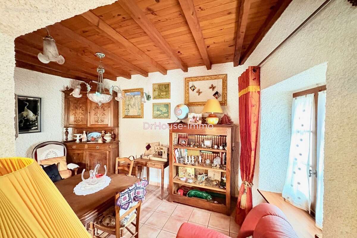 Maison à MOUSSOULENS