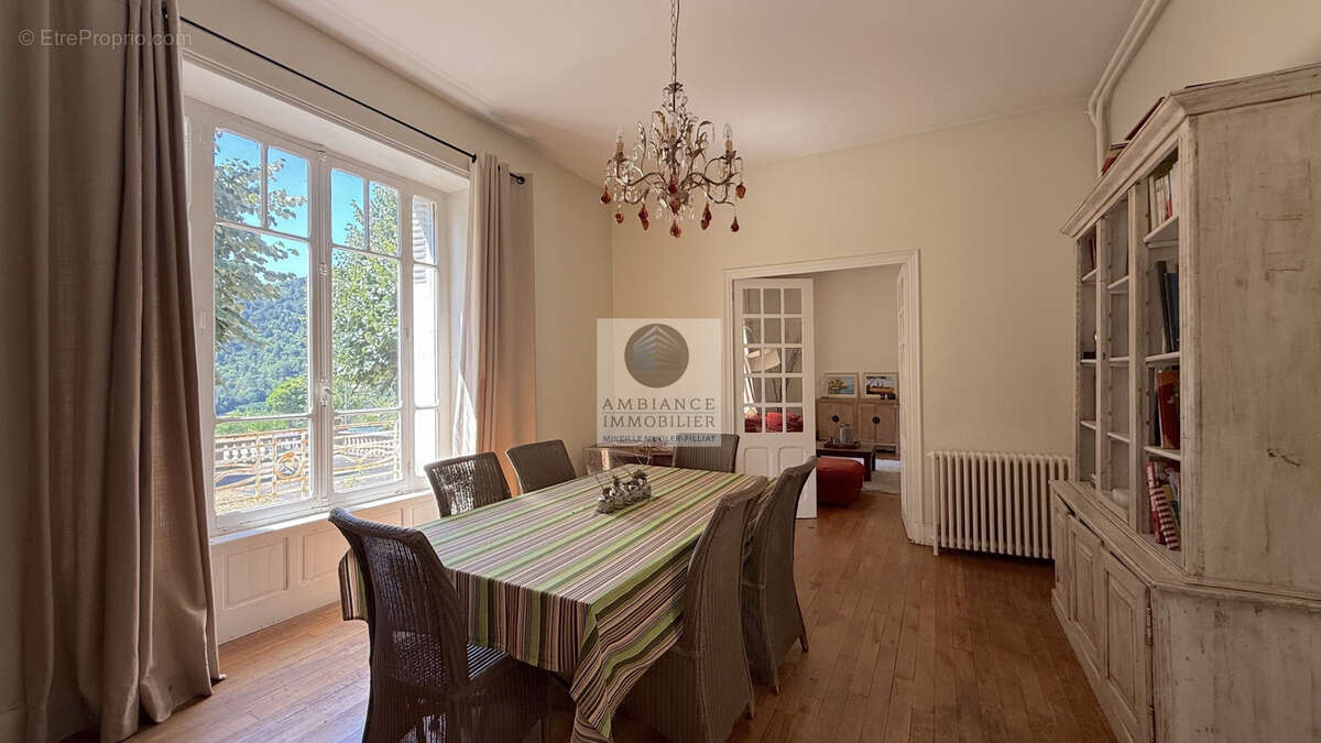 Maison à LES OLLIERES-SUR-EYRIEUX