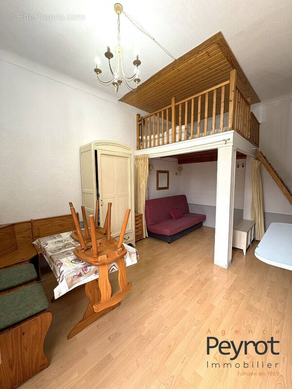 Appartement à FONT-ROMEU-ODEILLO-VIA