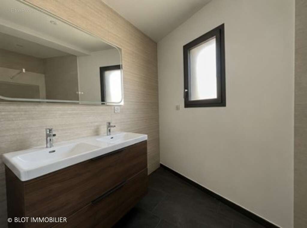 Maison 133 m² à Guerande  - photo 6