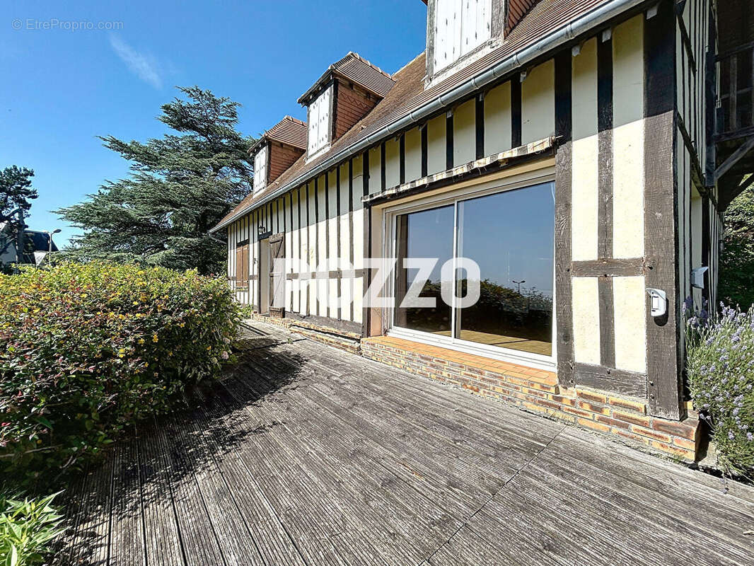 Maison à TROUVILLE-SUR-MER