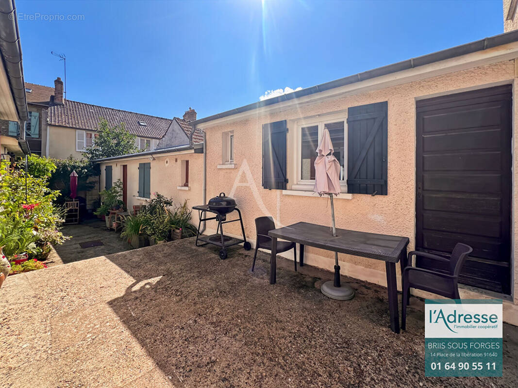 Appartement à SAINT-ARNOULT-EN-YVELINES