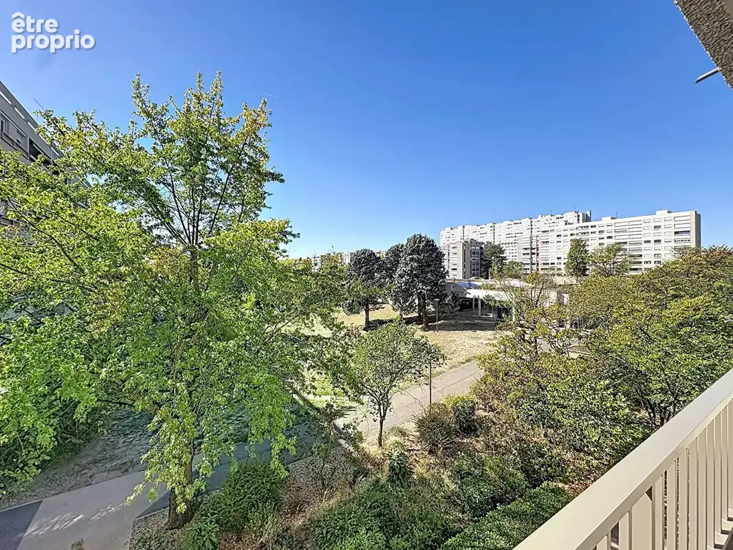 A VENDRE Appartement Caluire Et Cuire 4 pièce(s) 75.16 m2 avec balcon - photo 7