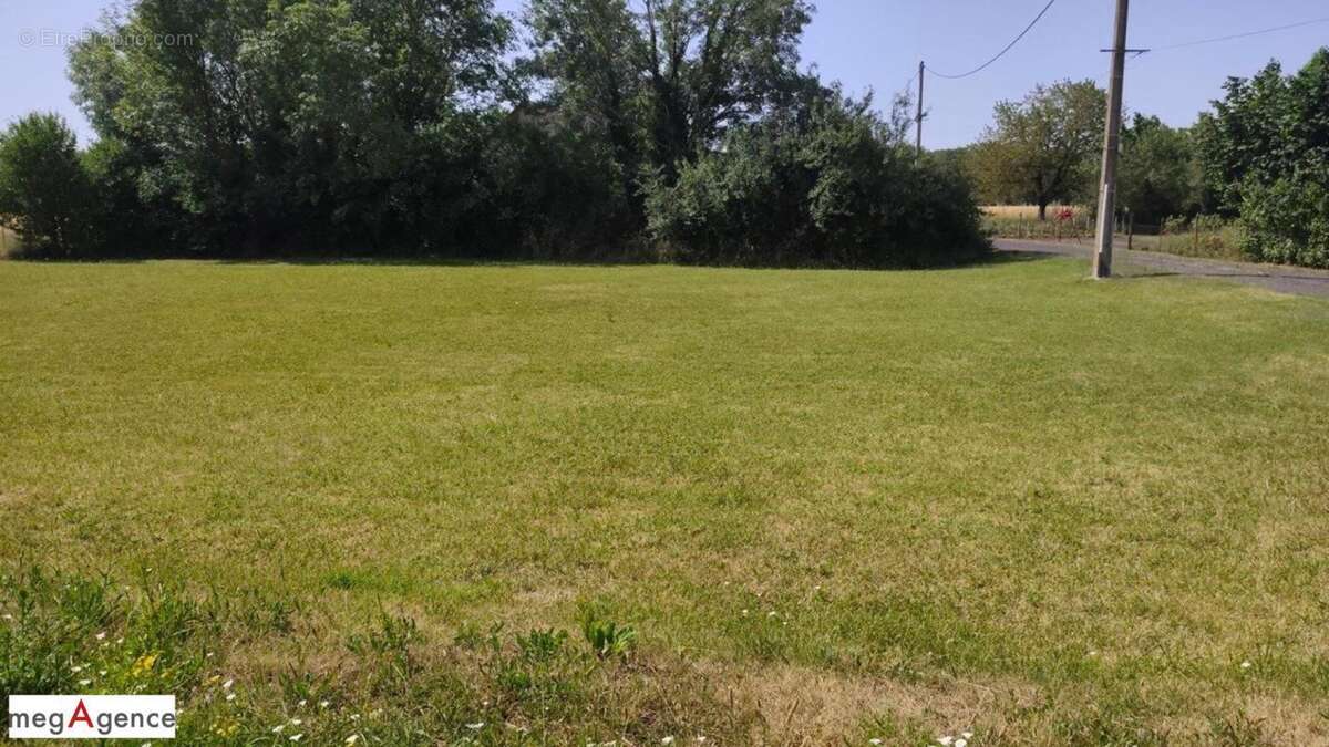 Terrain constructible, 1000m² plat - photo 2