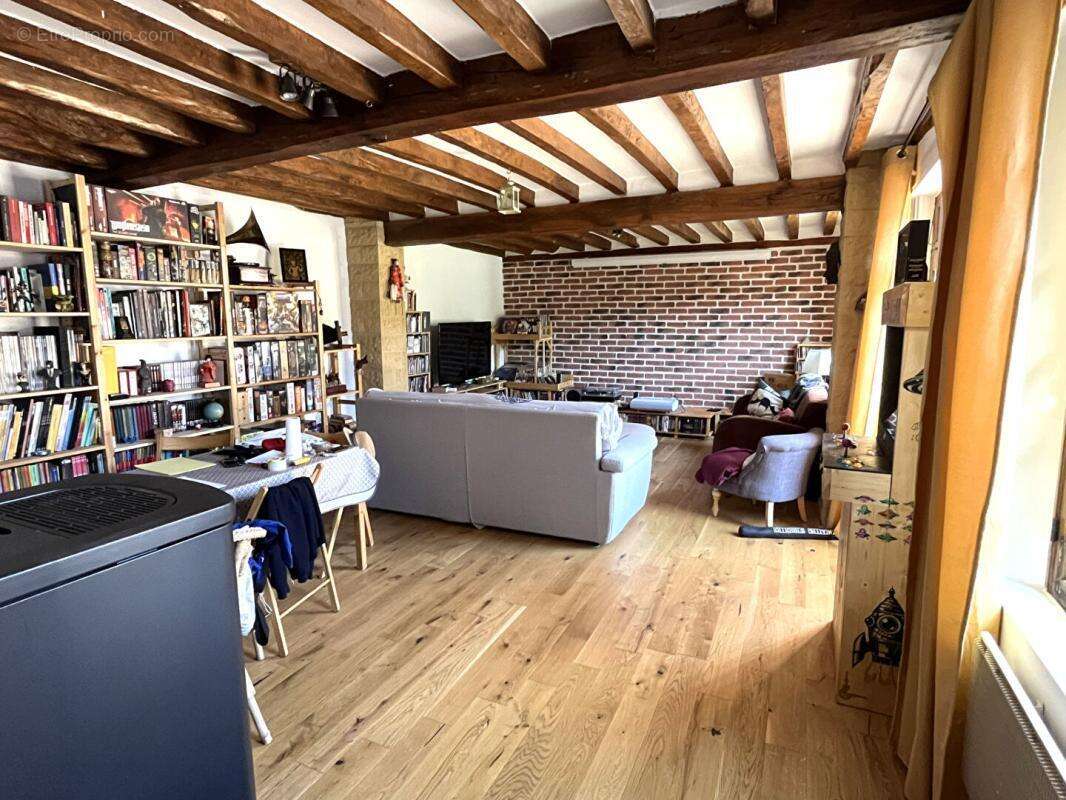 Maison à ETREPAGNY