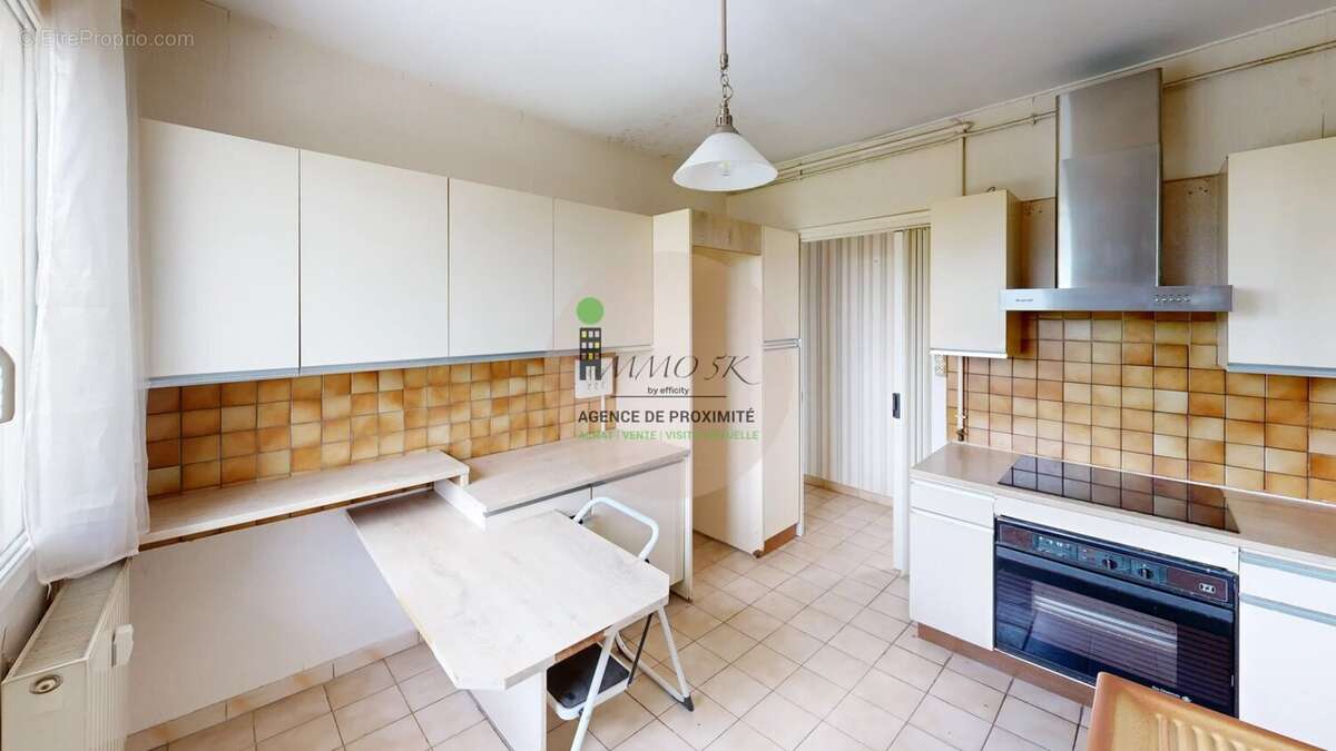 Appartement à RILLIEUX-LA-PAPE