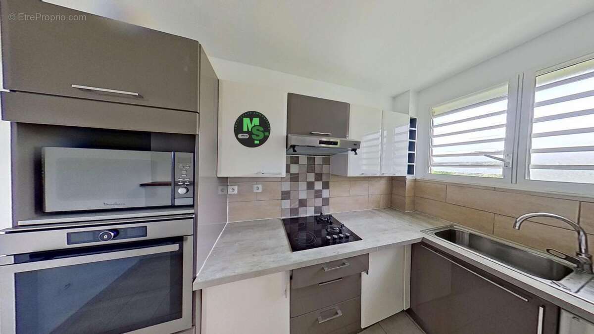 Appartement à SAINTE-MARIE