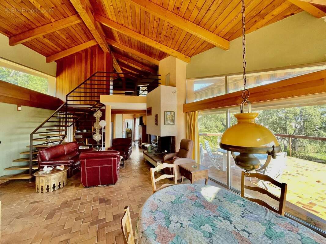 Maison à CAVALAIRE-SUR-MER