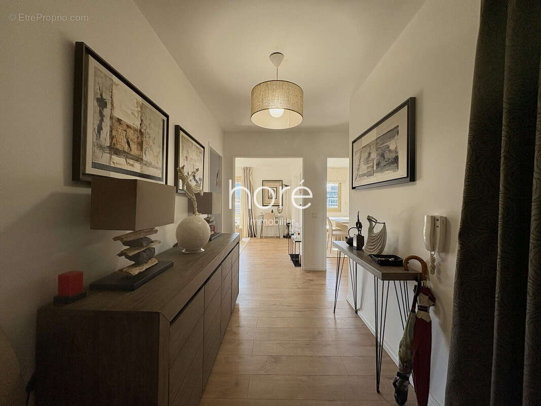Appartement à LEVALLOIS-PERRET
