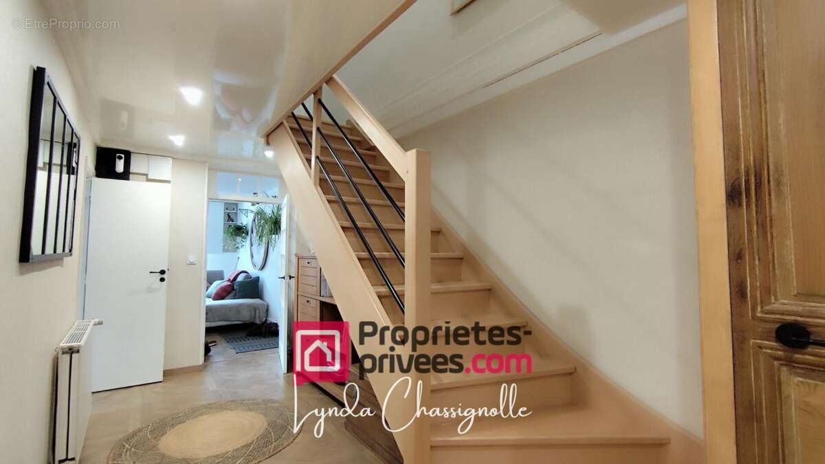 Maison à Vougy - Entièrement rénovée - 5 chambres - photo 9