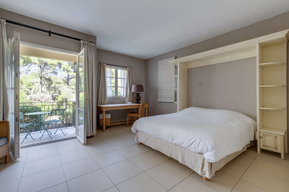 Appartement à LA MOTTE